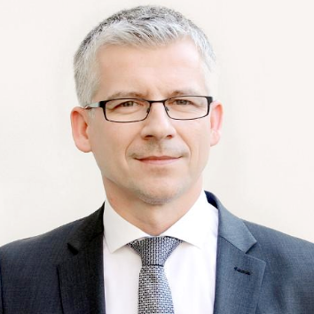 Wojciech Szerba publishes a book chapter on 'Evangelical Protestantism'